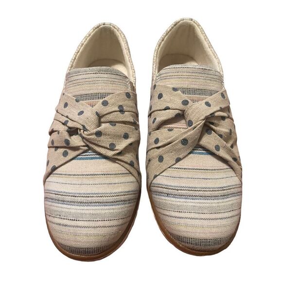 Muk Luks Womens Beige Polka Dot Striped Boardwalk Stepping Out Sneakers Sz 7.5 - Picture 1 of 9